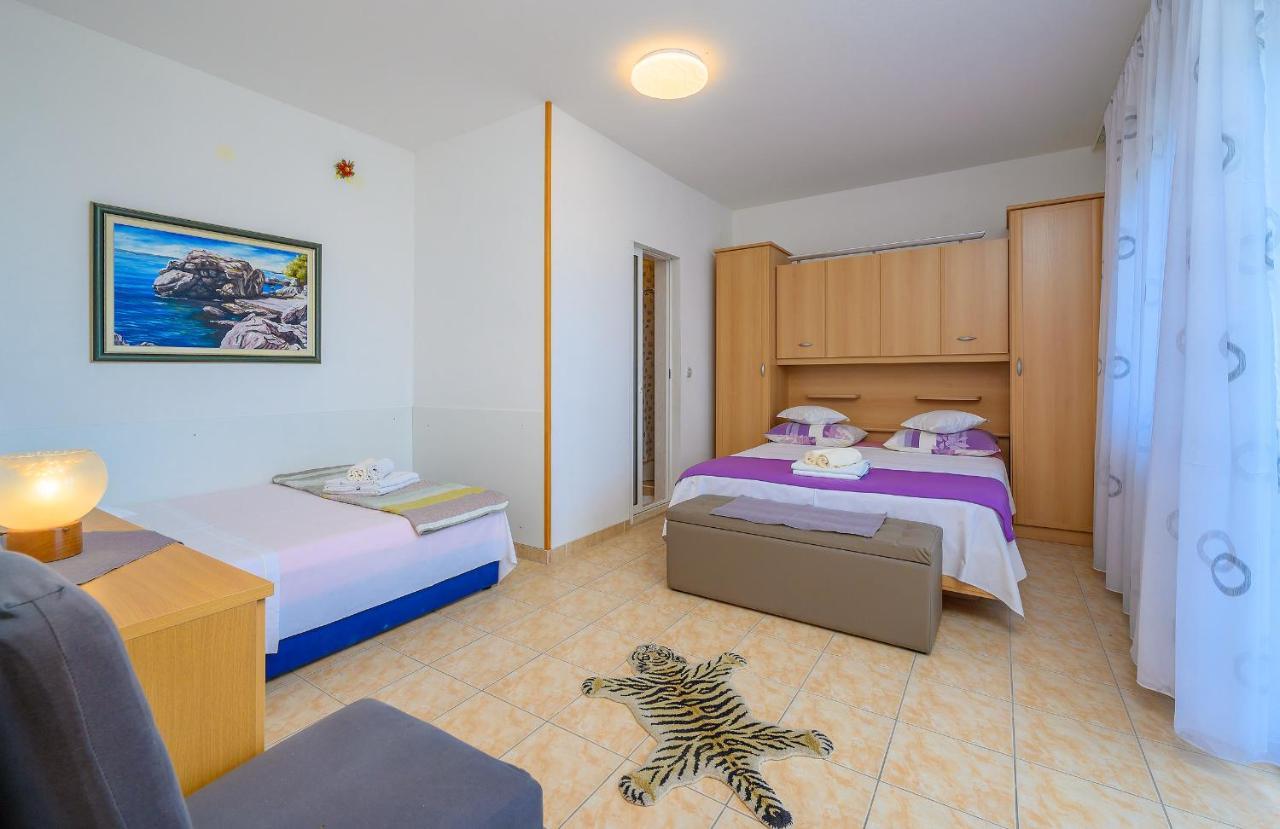 Apartments Juric Podstrana Exterior photo