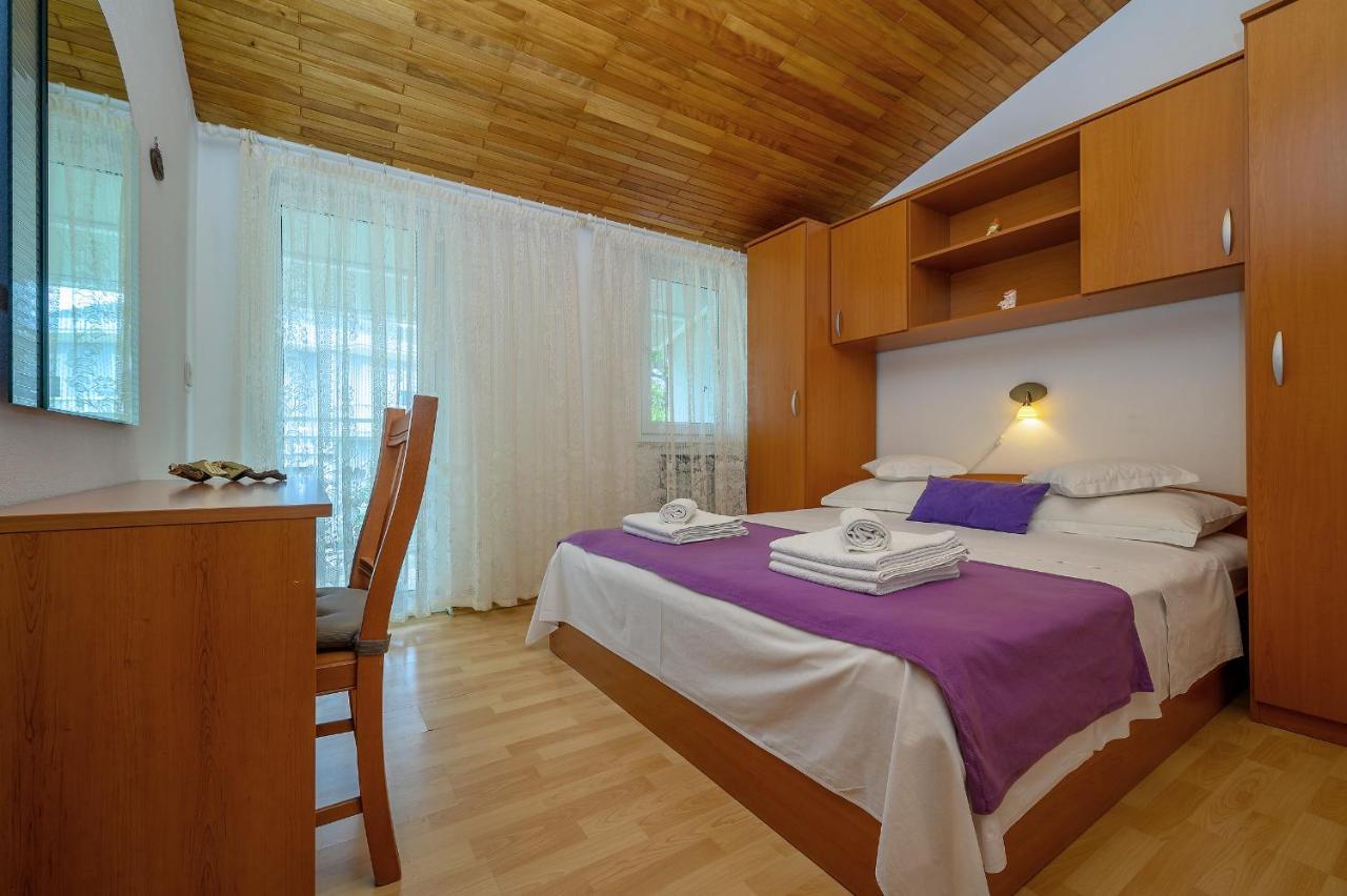 Apartments Juric Podstrana Exterior photo